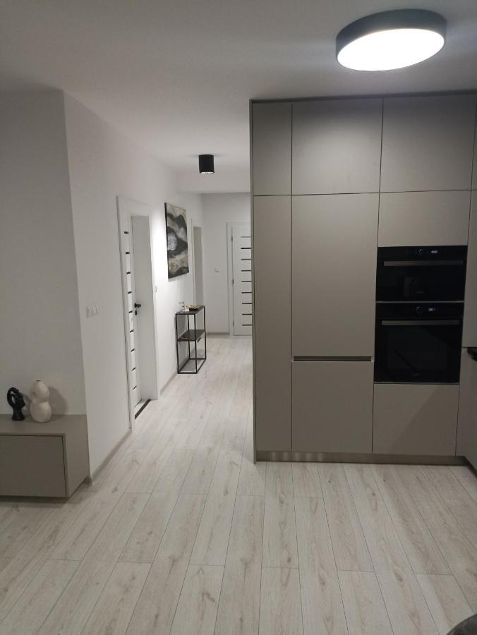 Mbv28 Apartments Poprad Exteriör bild