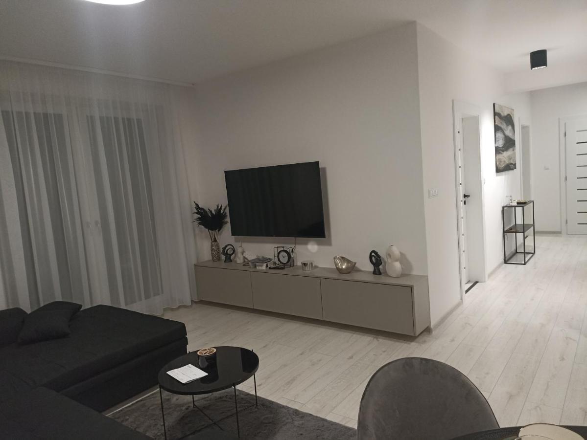Mbv28 Apartments Poprad Exteriör bild