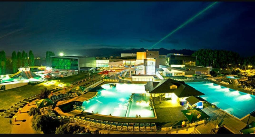 Mbv28 Apartments Poprad Exteriör bild